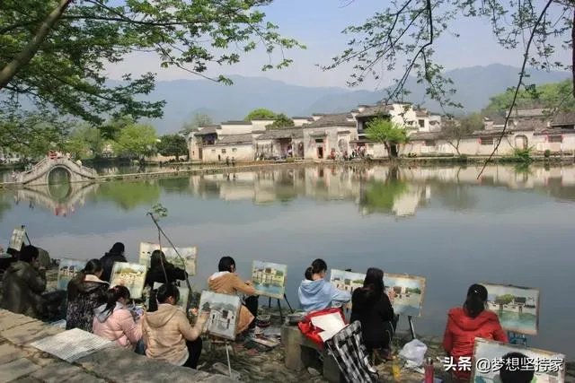 黄山三日游旅游攻略。尽量详细一些，谢谢？