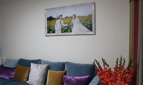 结婚照怎么挂墙上  结婚照挂墙上有讲究吗