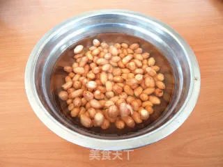 猪蹄炖花生