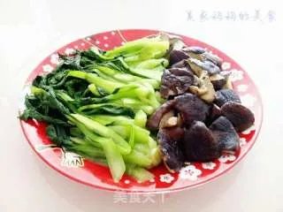 青菜炒香菇