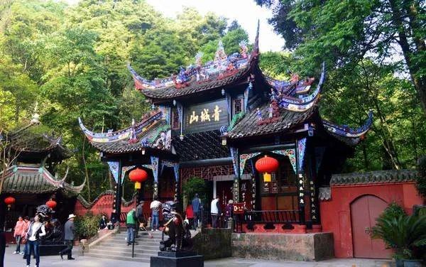 成都必去的10个景点有哪些？