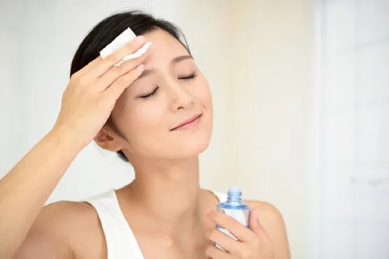 化妆水怎么用