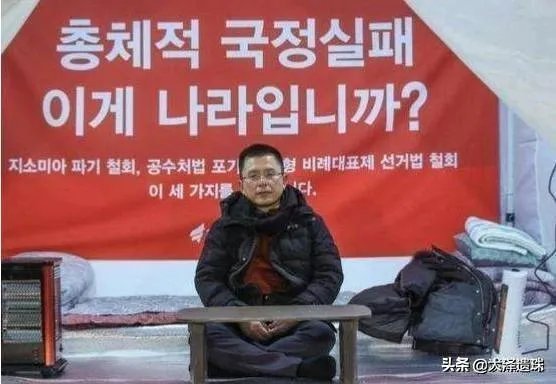 黄教安,最近为什么不出来闹了?他是彻底退出了吗?