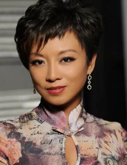 爱新觉罗 启迪