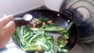 青菜炒香菇