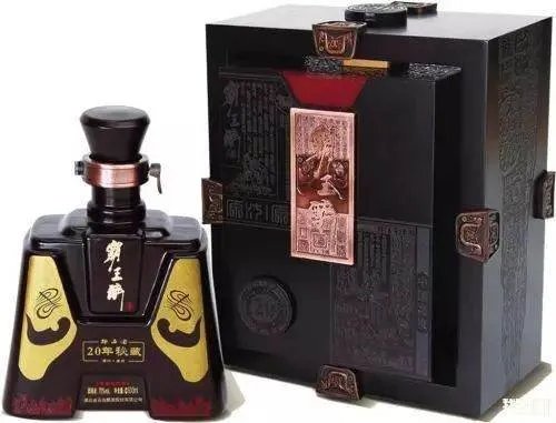 中国白酒十大度数排名是哪些?世界上最高度数的酒是多少度????