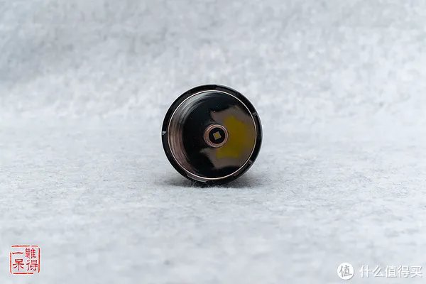 NITECORE 奈特科尔 NEW P30 新世代21700强光远射手电