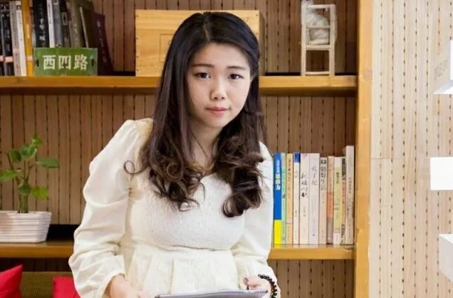 花粥本人照片与简介：花粥分手炮是真的吗