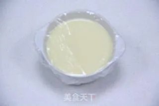 牛奶炖蛋
