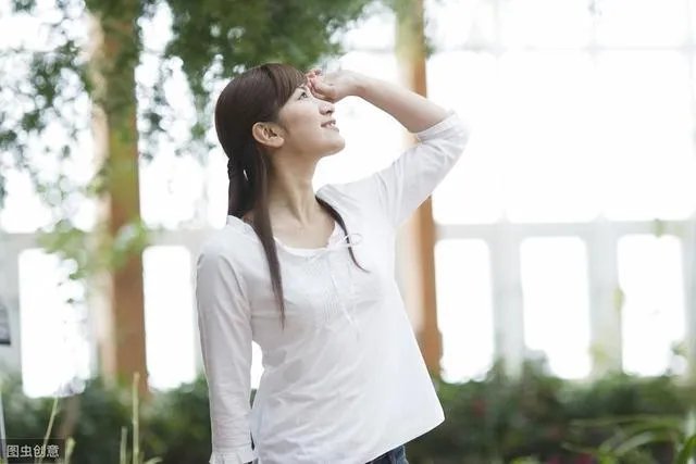杭州23岁女子爱上“超跑俱乐部CEO男友”,被骗17万, 你怎么看?