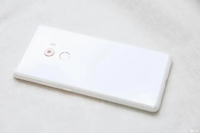 如何评价小米MIX 2 unibody全陶瓷版?