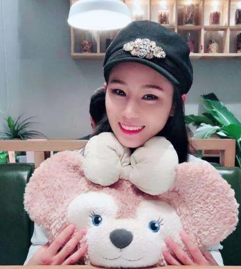 中国最强悍女拳王,连泰森都是她的粉丝,长相漂亮的她是谁呢?