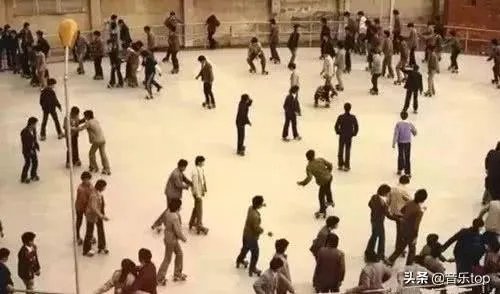 当年溜冰场的音乐