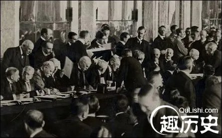一战后签订的《凡尔赛条约》主要内容是什么？