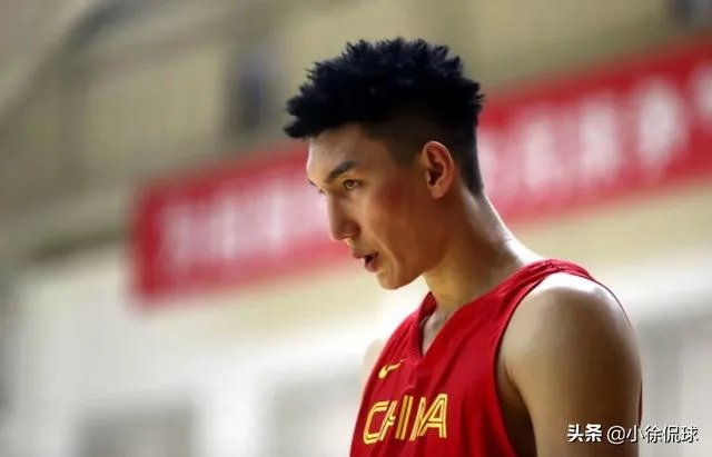 中国男篮热身赛全部结束，12人大名单即将出炉，李楠该如何取舍？