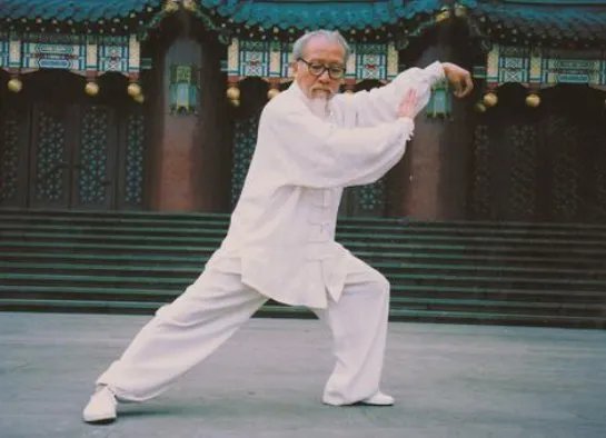 48式太极拳的口令是？