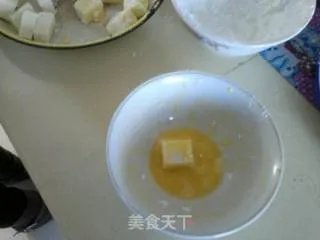 蒙餐必点的拔丝奶豆腐