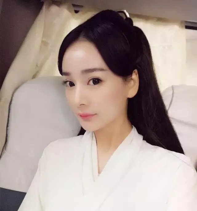 宁波小杨幂卓亨瑜为什么越来越红？