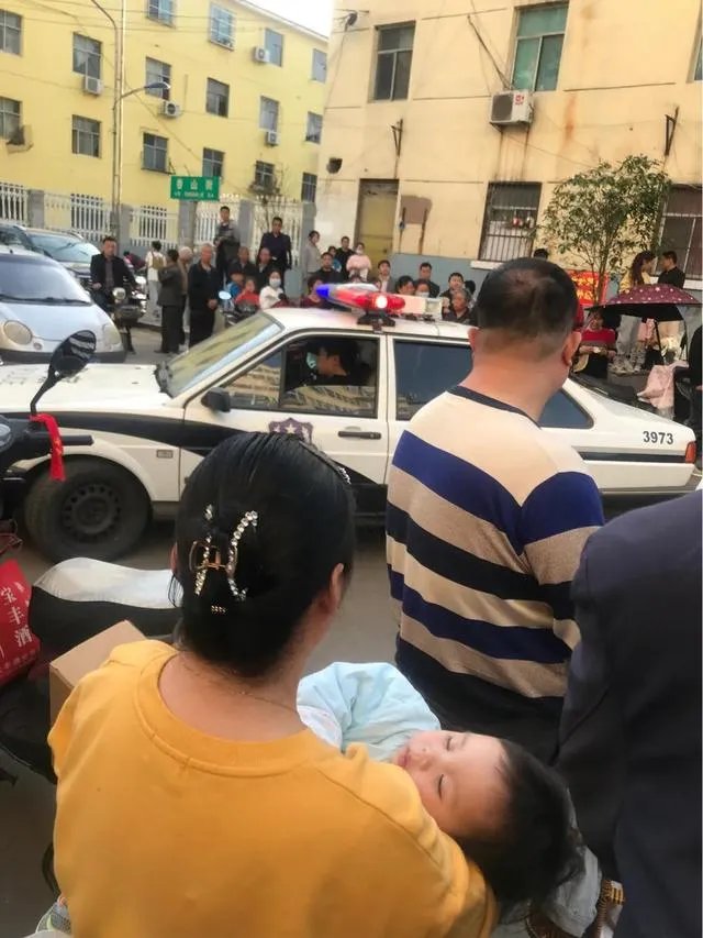 平时如果遇到像微州宴老板娘那样的人,我们应该怎样去应对?