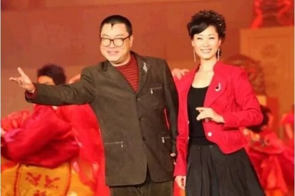 于文华和尹相杰他们两个到底合唱了多少个歌呢？