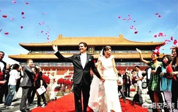 普通女生有什么途径可以成为名媛?
