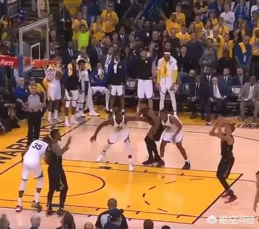 NBA裁判报告出炉,总决赛G1詹姆斯最后36秒防杜兰特确实为防守犯规。你怎么看?