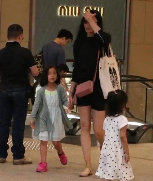 吴彦祖女儿曝光长什么样？吴彦祖女儿Raven多大了混血模样超精致