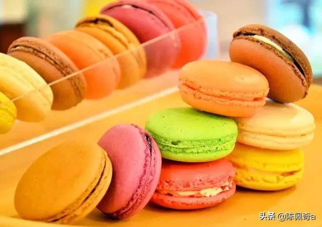 到学校学做蛋糕面包怎么样?