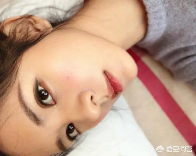 张予曦晒父母合影全家颜值爆表,全家人都好看是一种怎样的体验?