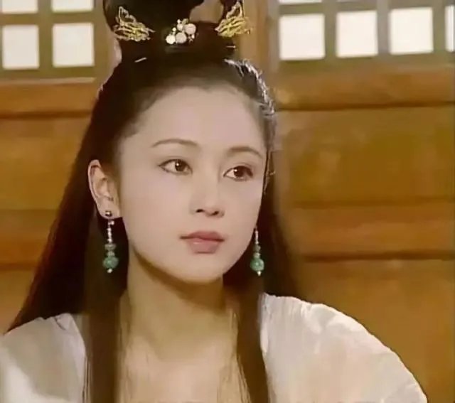 影视剧中堪称“人比花娇”的经典角色有哪些?