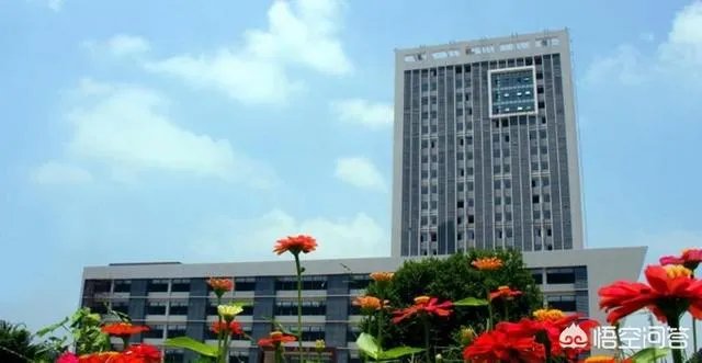 湖北黄冈师范学院是一所什么档次的师范类大学？