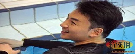 释小龙参加《星跳跃》助理溺水身亡 正调查原因