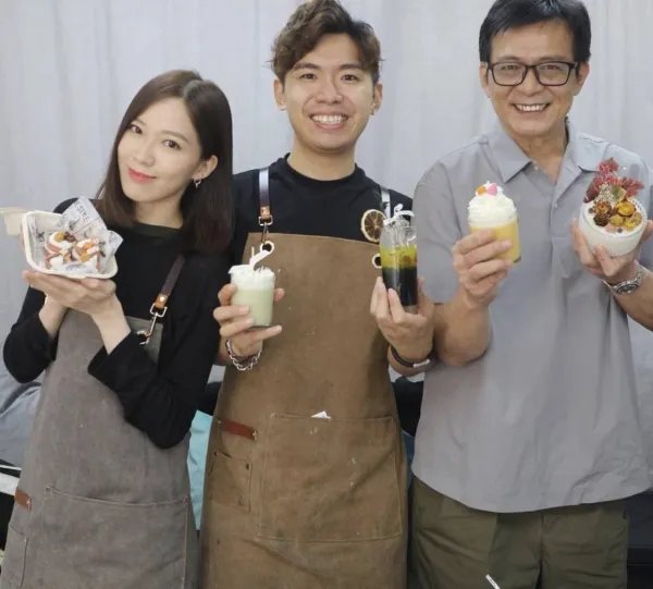 黄日华女儿直言感谢苗侨伟夫妇,尚未走出伤痛?