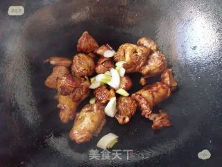 鸡肉炖土豆