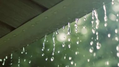 中秋假期有大范围强降雨，超10省份受影响，如何预防次生灾害的发ǔ