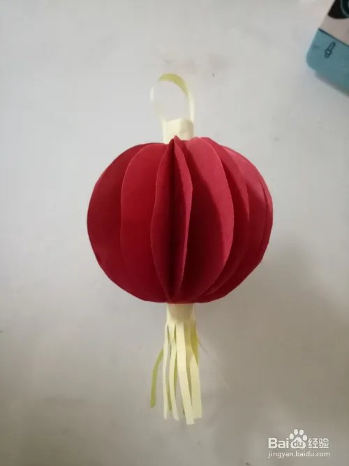 彩纸灯笼的做法